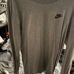 Nike Men's Heather Gray Long Sleeve Tee